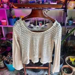 Knitted sweater with lace!
